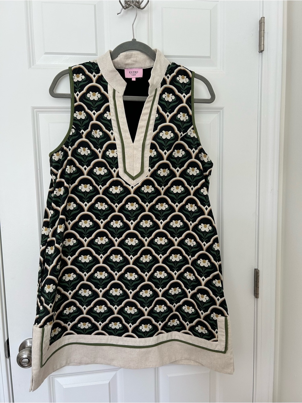 entro Black, Green & Cream Sleeveless Mini Dress